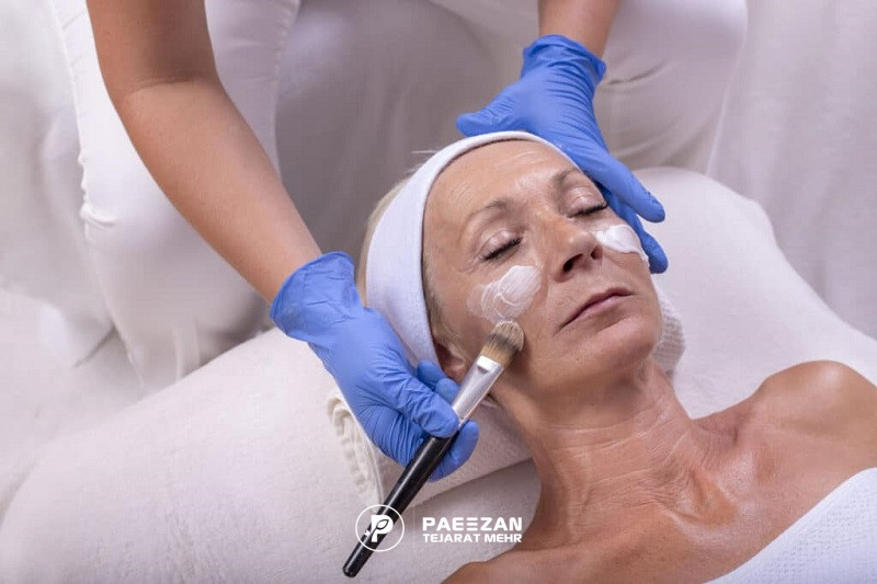 پیری، مراقبت از پوست