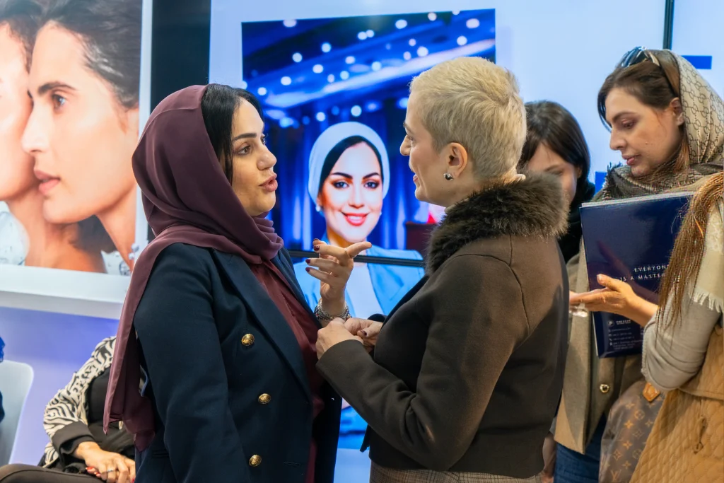 حضور پاییزان تجارت مهر در پنجمین کنگره پیشرفت‌های مهندسی بافت و پزشکی بازساختی ایران