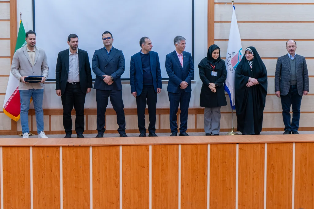 حضور پاییزان تجارت مهر در پنجمین کنگره پیشرفت‌های مهندسی بافت و پزشکی بازساختی ایران